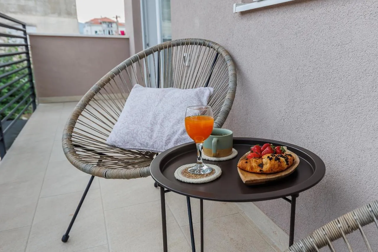 Mr Holiday Apartment Kastela Croatia